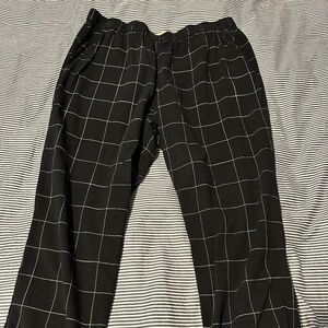 Cropped pants